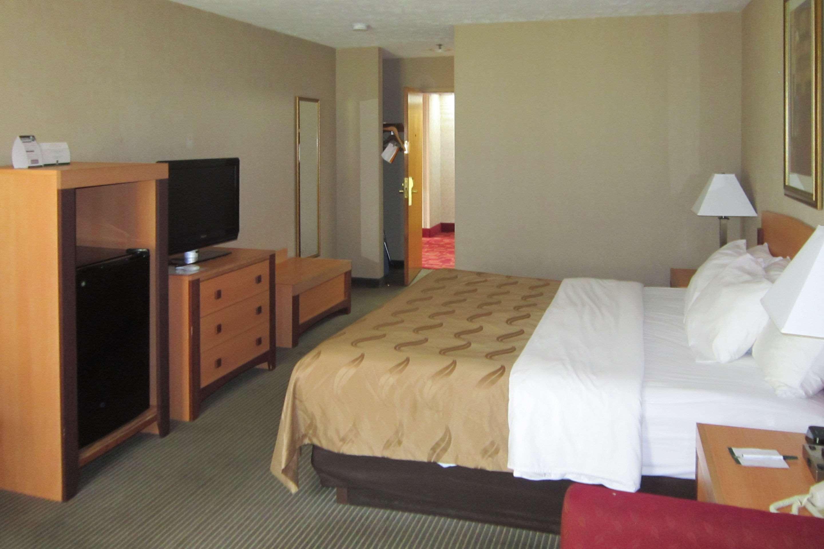 Quality Inn Nashville - Bloomington Extérieur photo